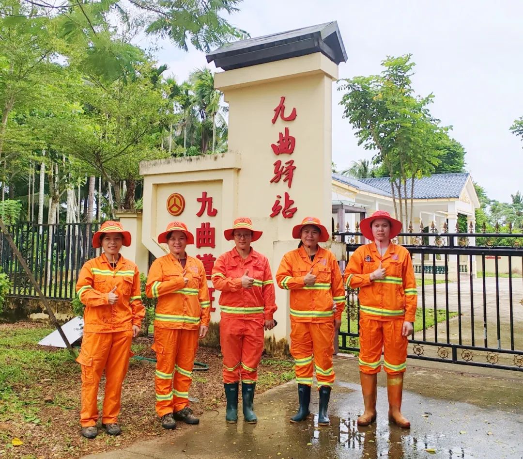 致敬最美公路人！